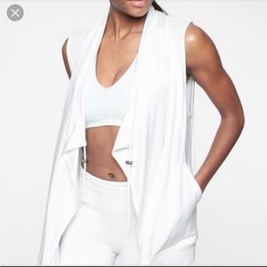 NWT ATHLETA White Mindsight Vest - S